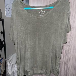 American Eagle Soft & Sexy Tee Size: L